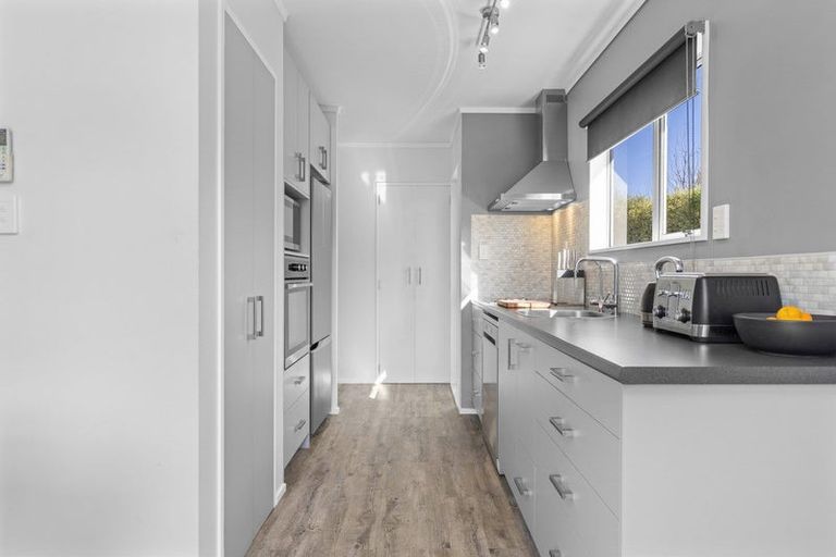 Photo of property in 11a Dallas Place, Leamington, Cambridge, 3432