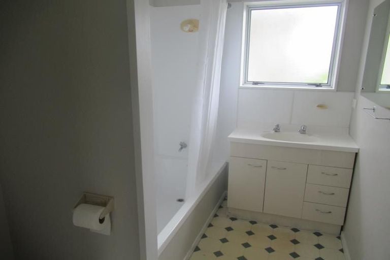 Photo of property in 8 Palmer Court, Paraparaumu, 5032