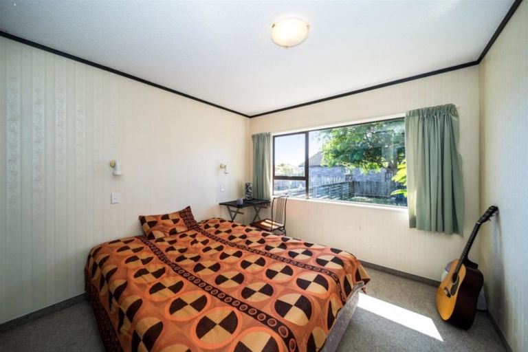 Photo of property in 162 Heta Road, Highlands Park, New Plymouth, 4312