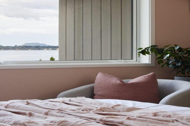 Photo of property in 45 Lakeside Terrace, Omokoroa, 3114