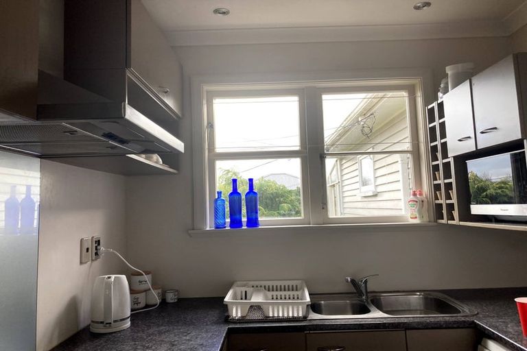 Photo of property in 30 Ebdentown Street, Ebdentown, Upper Hutt, 5018