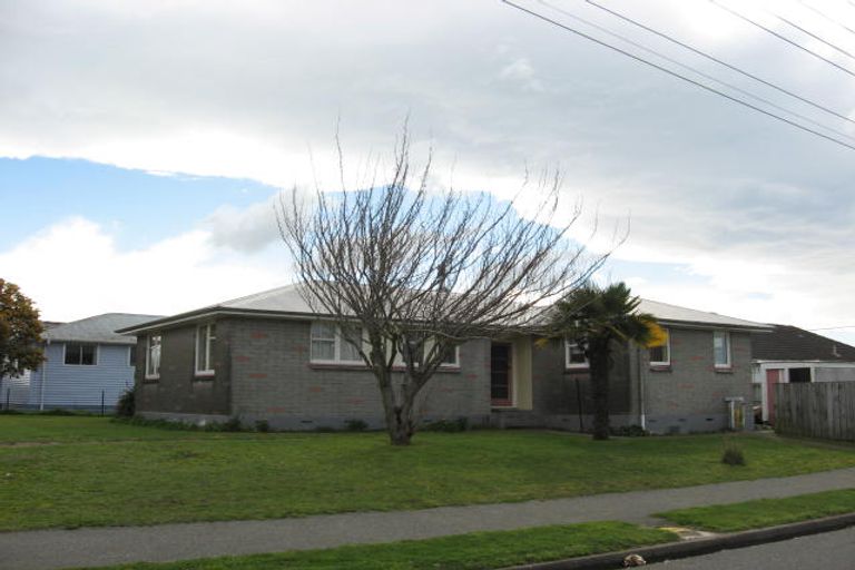 Photo of property in 10 Clyde Street, Masterton, 5810