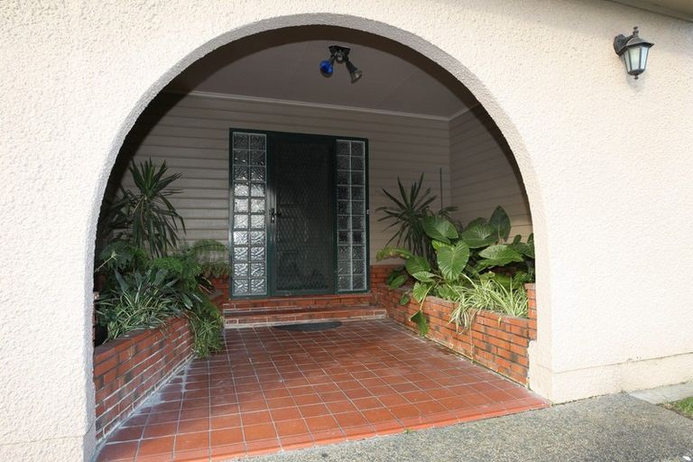 Photo of property in 28 Ranfurly Street, Tamatea, Napier, 4112