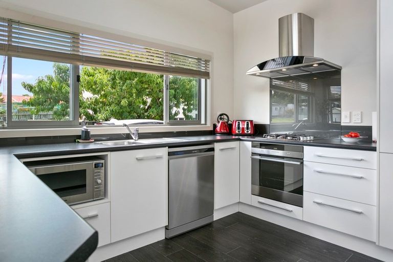 Photo of property in 1187 Pouewe Street, Kawhia, 3889