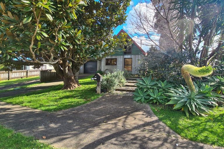 Photo of property in 135 Lillis Lane, Coromandel, 3506