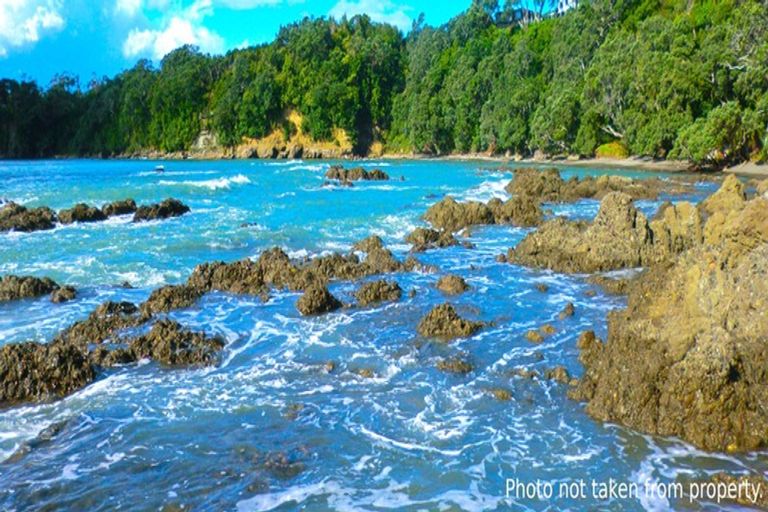 Photo of property in 8313 State Highway 35, Whanarua Bay, Te Kaha, 3199