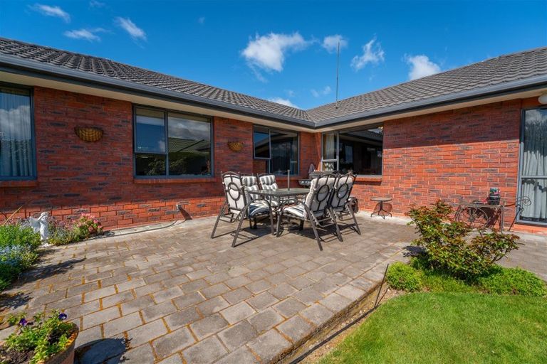 Photo of property in 2 Hannah Place, Holmes Hill, Oamaru, 9401