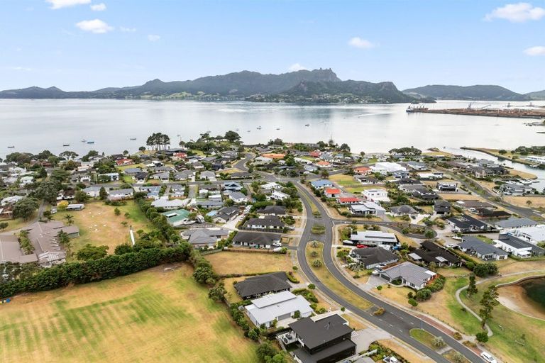 Photo of property in 22 Stace Hopper Drive, One Tree Point, 0118