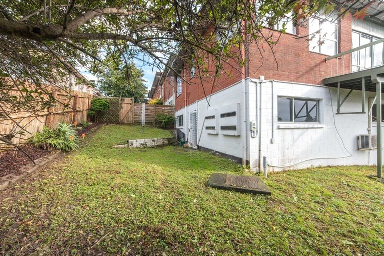 Photo of property in 6/5 Waipa Street, Birkenhead, Auckland, 0626