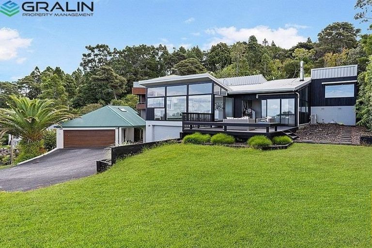 Photo of property in 52 Takahe Road, Titirangi, Auckland, 0604