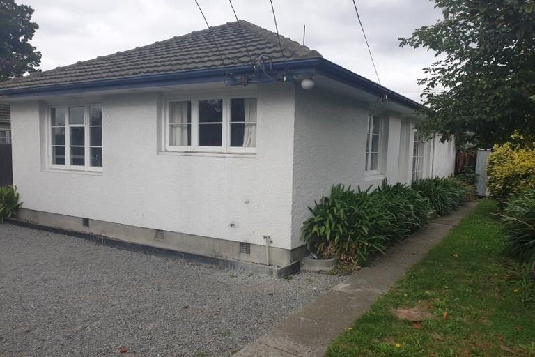 Photo of property in 15a Northcote Road, Northcote, Christchurch, 8052