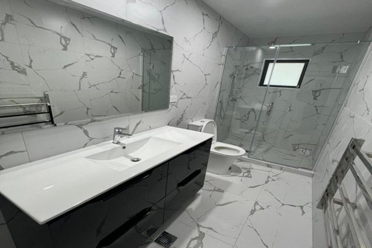 Photo of property in 3/2 Donnell Avenue, Favona, Auckland, 2024