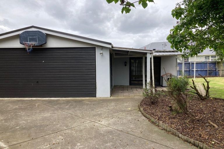 Photo of property in 27 Glenfield Crescent, Mairehau, Christchurch, 8052
