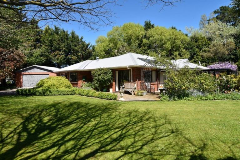 Photo of property in 135 Kent Street, Carterton, 5713