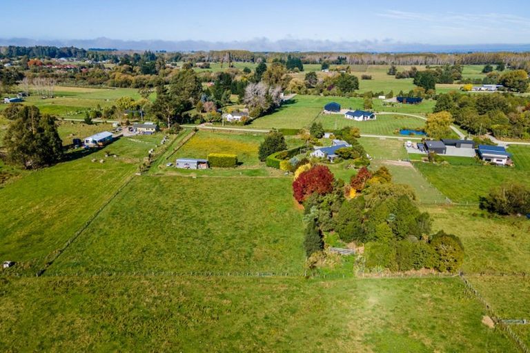 Photo of property in 68 Iverach Road, Temuka, 7985