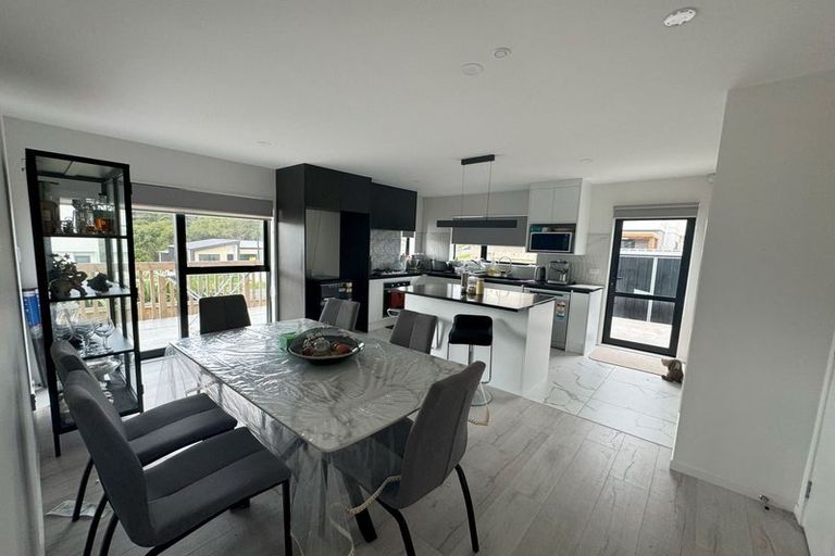 Photo of property in 7b Poruru Close, Papakura, 2110