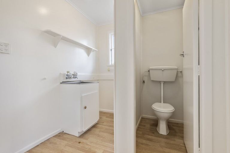 Photo of property in 1/7 Settlement Road, Papakura, 2110