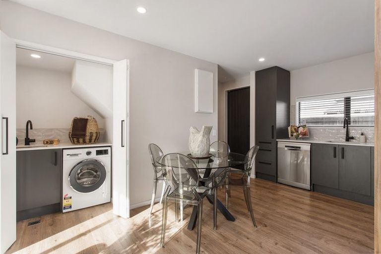 Photo of property in 4/162 Springfield Road, St Albans, Christchurch, 8014