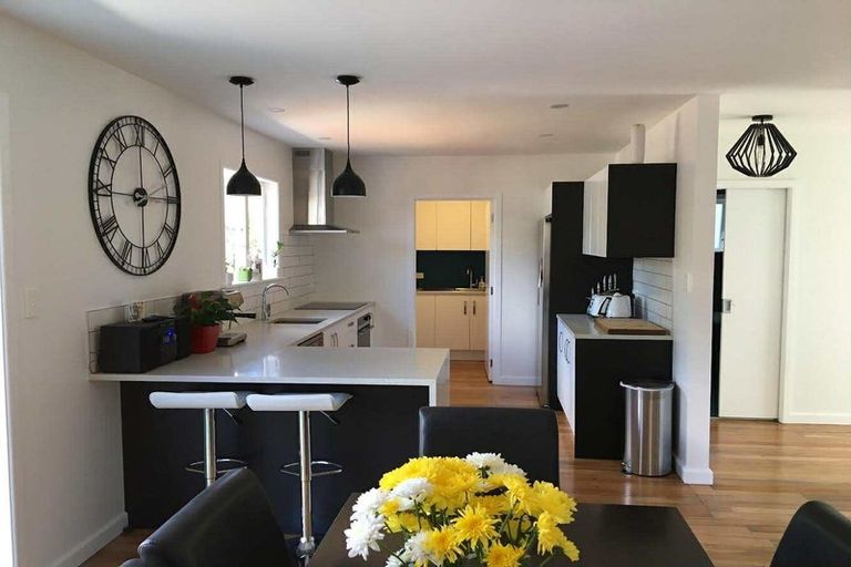 Photo of property in 12 Alston Avenue, Kelston, Auckland, 0602