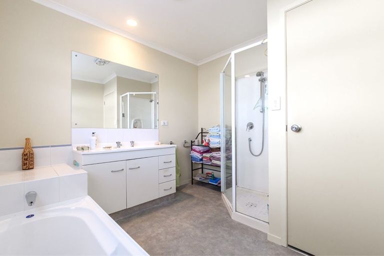 Photo of property in 42 Hollister Lane, Ohauiti, Tauranga, 3112