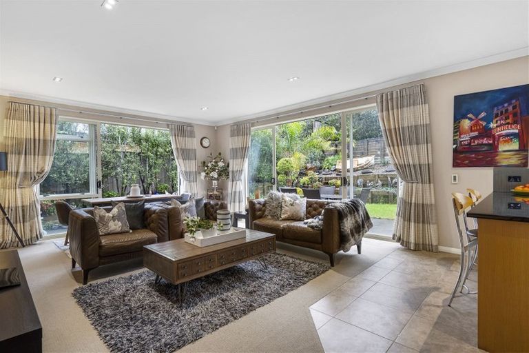 Photo of property in 58 Coachman Drive, Flat Bush, Auckland, 2016