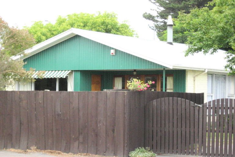Photo of property in 3 Kuaka Crescent, Bromley, Christchurch, 8062