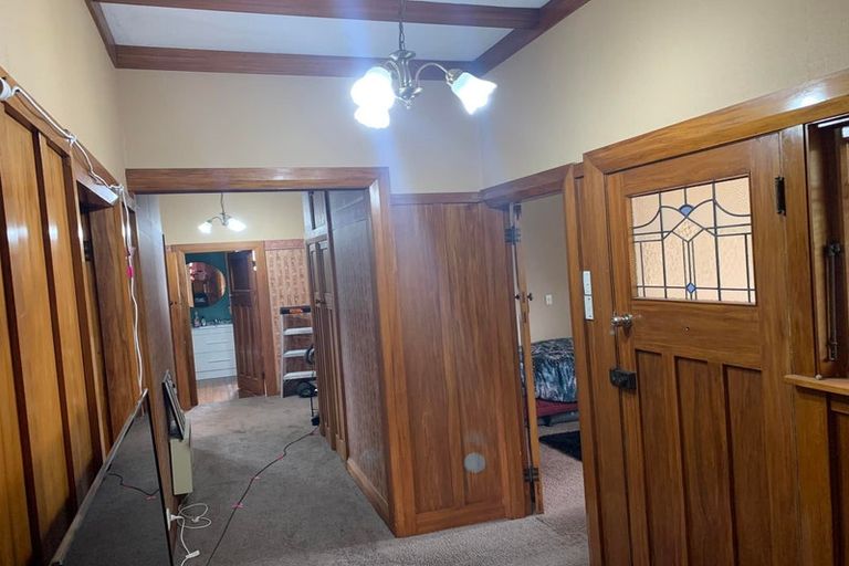 Photo of property in 68 Roberts Line, Kelvin Grove, Palmerston North, 4414