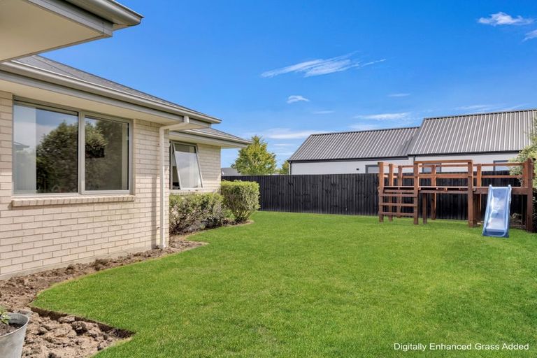 Photo of property in 1 Keeper Close, Woodend, 7610