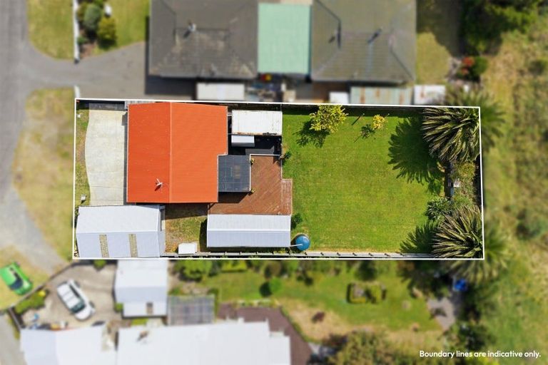 Photo of property in 10 Andresen Street, Foxton Beach, Foxton, 4815