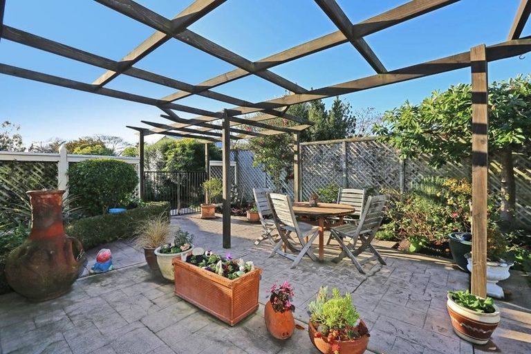 Photo of property in 18/212 Grove Road, Mayfair, Hastings, 4122