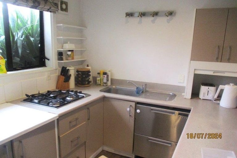 Photo of property in 26 Silvester Street, Woolston, Christchurch, 8023