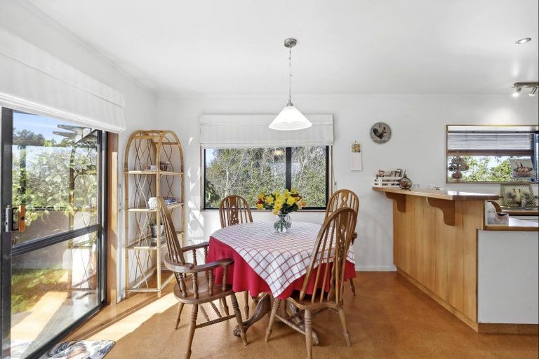 Photo of property in 101 Brooks View Heights, Tasman, Upper Moutere, 7173