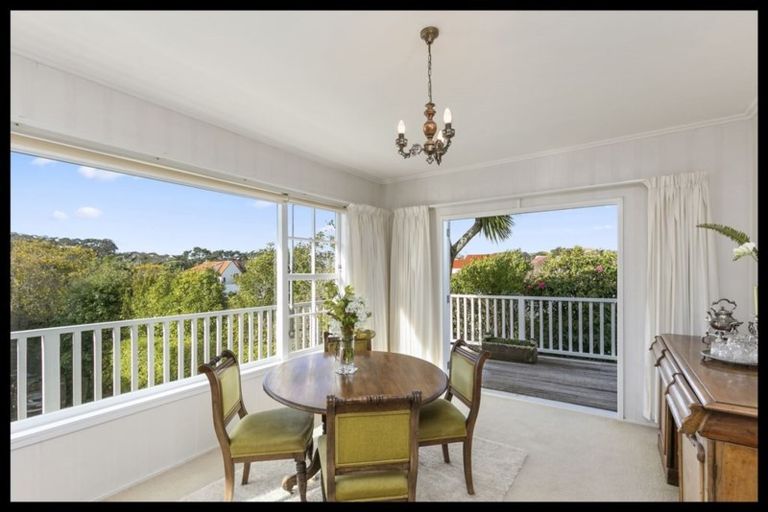 Photo of property in 11 Cockayne Road, Khandallah, Wellington, 6035