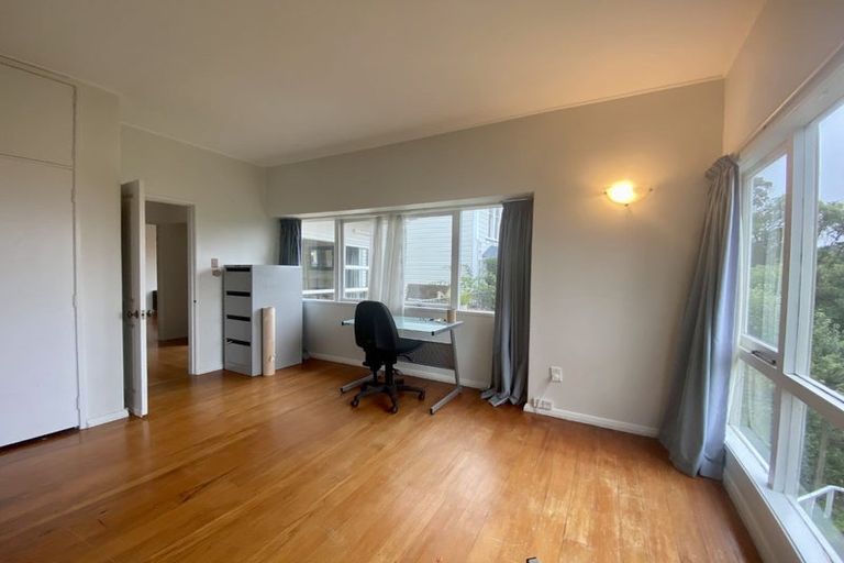 Photo of property in 127 Upland Road, Kelburn, Wellington, 6012