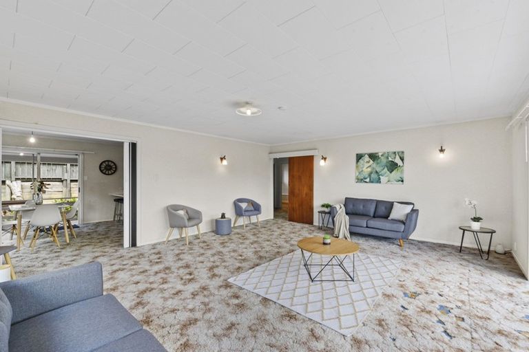 Photo of property in 24 Aberdeen Road, Campbells Bay, Auckland, 0620