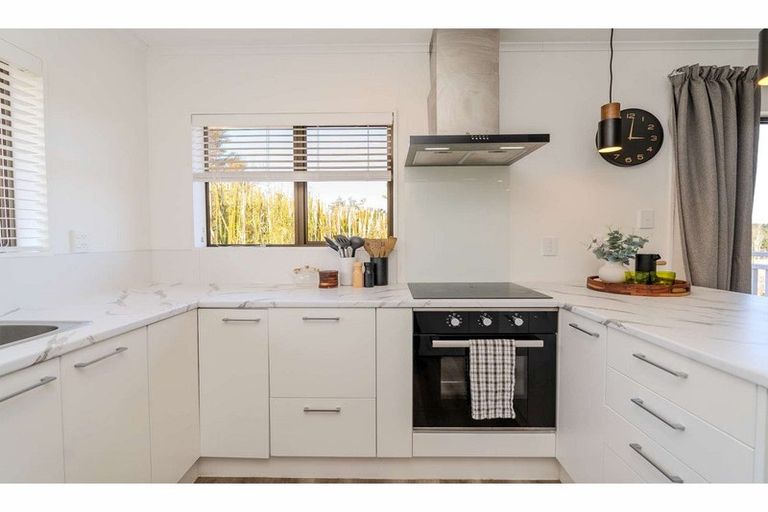 Photo of property in 44b Kendall Road, Kerikeri, 0230