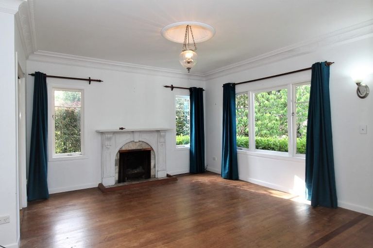 Photo of property in 17 Clark Road, Pahurehure, Papakura, 2113