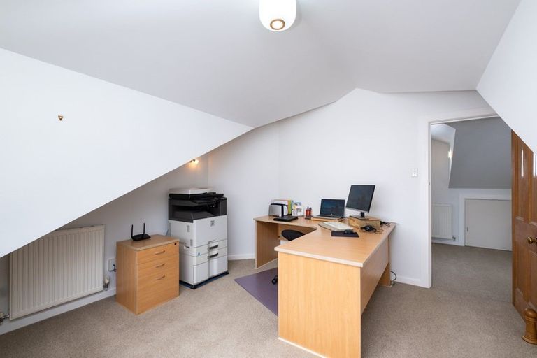 Photo of property in 63 Nelson Crescent, Napier South, Napier, 4110