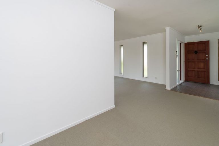 Photo of property in 6 Willmott Place, Springfield, Rotorua, 3015