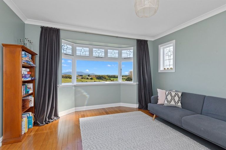 Photo of property in 93 Pukenamu Road, Te Horo, Otaki, 5581