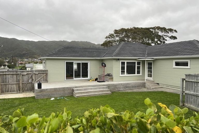Photo of property in 2 Kent Street, Wainuiomata, Lower Hutt, 5014