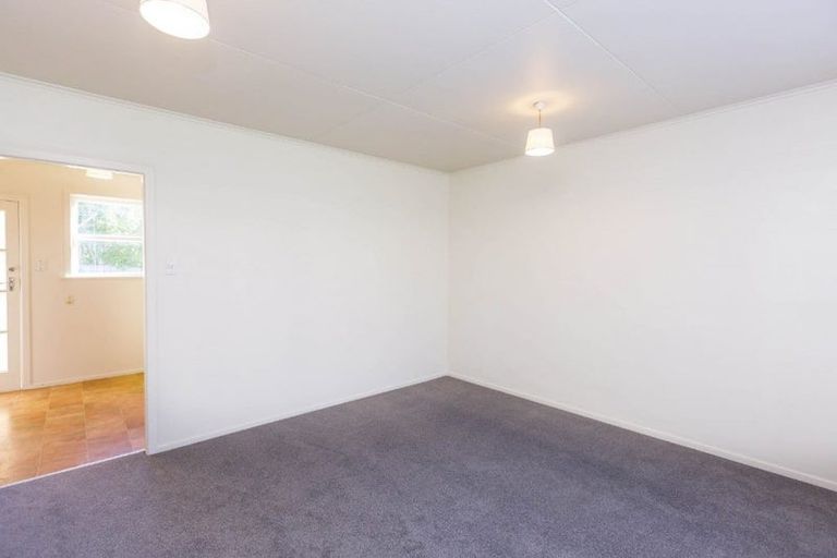 Photo of property in Mantua Flats, 48b Merton Street, Trentham, Upper Hutt, 5018