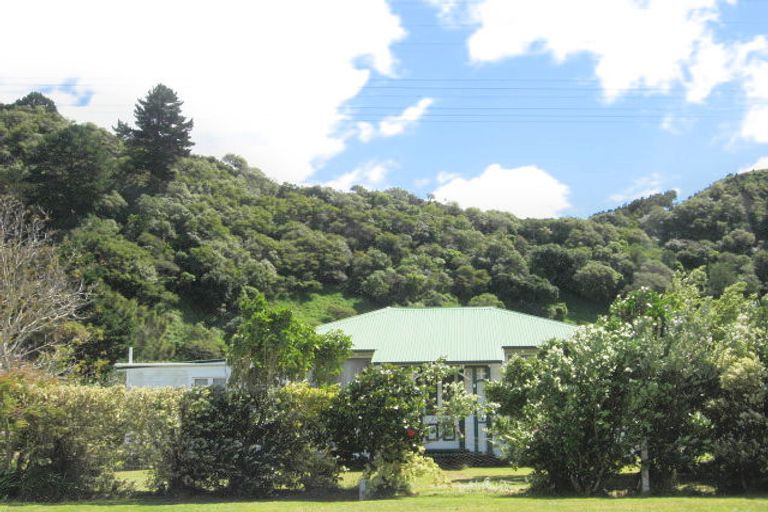 Photo of property in 5 Forster Street, Tolaga Bay, 4077