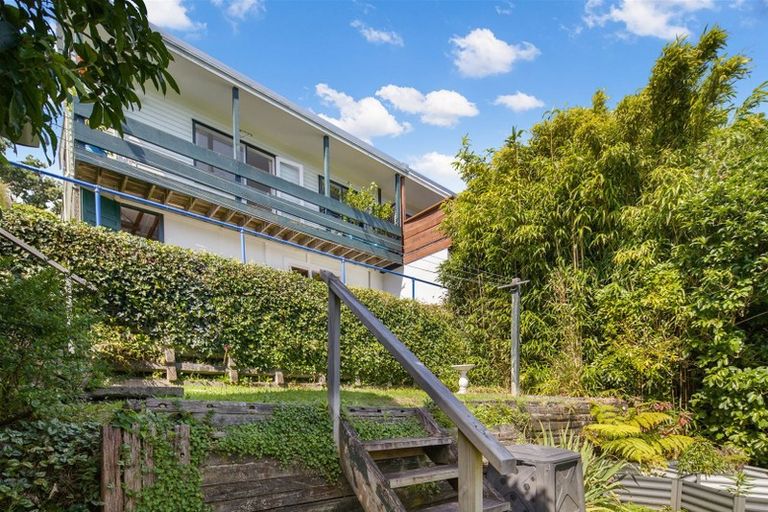 Photo of property in 13a Florio Terrace, Tawa, Wellington, 5028