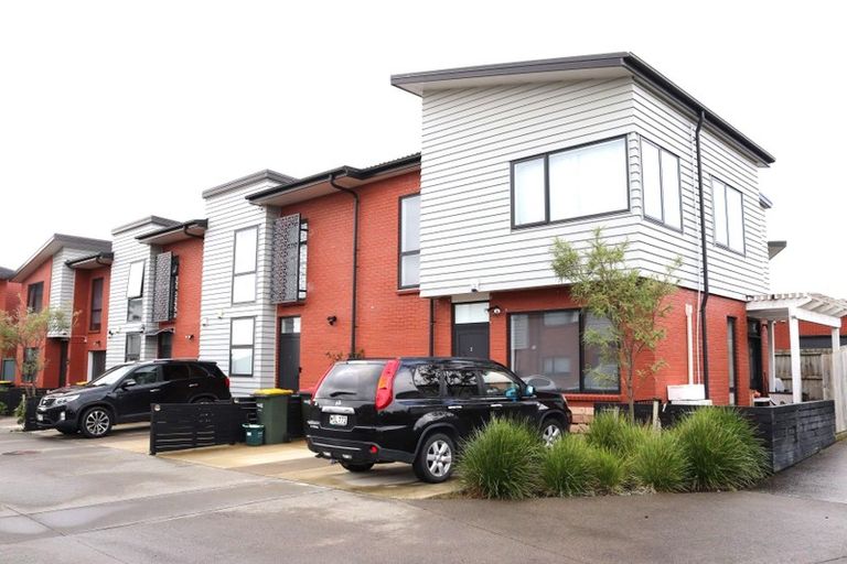 Photo of property in 3 Fermi Lane, Papakura, 2110