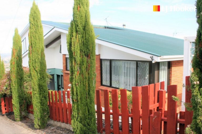 Photo of property in 15 Dalrymple Street, Pine Hill, Dunedin, 9010