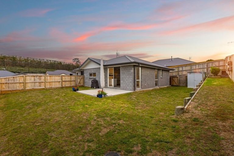 Photo of property in 18 Sharman Place, Pyes Pa, Tauranga, 3112