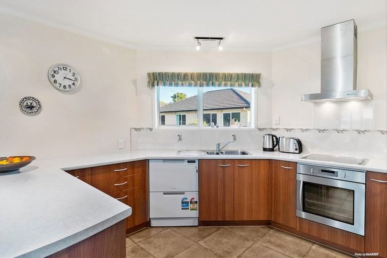 Photo of property in 4a Helvetia Road, Pukekohe, 2120