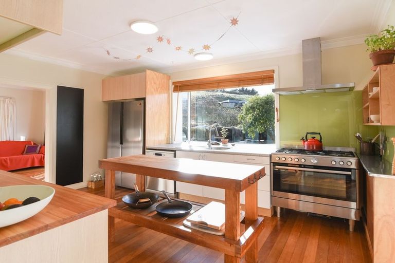 Photo of property in 20 Fairview Terrace, Sawyers Bay, Port Chalmers, 9023