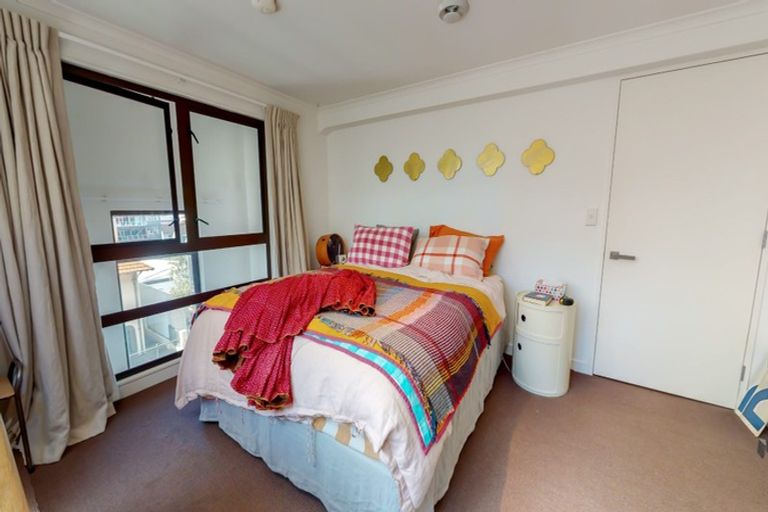 Photo of property in Augusta Apartments, 17/254 Willis Street, Te Aro, Wellington, 6011